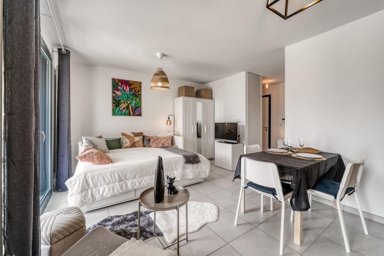 Emergence - Beautiful Studio For 2 People Balcony And Garage Annecy Kültér fotó